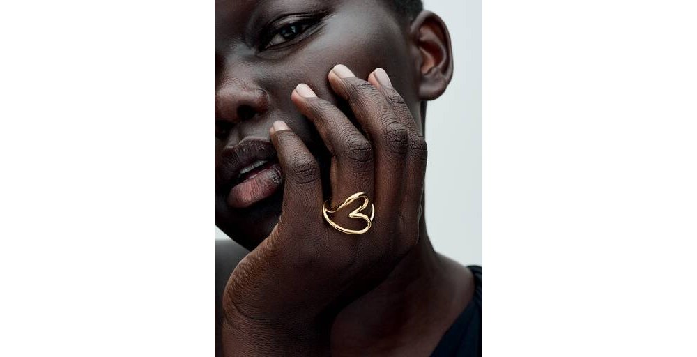 Anello Cuore Linea Sinuosa