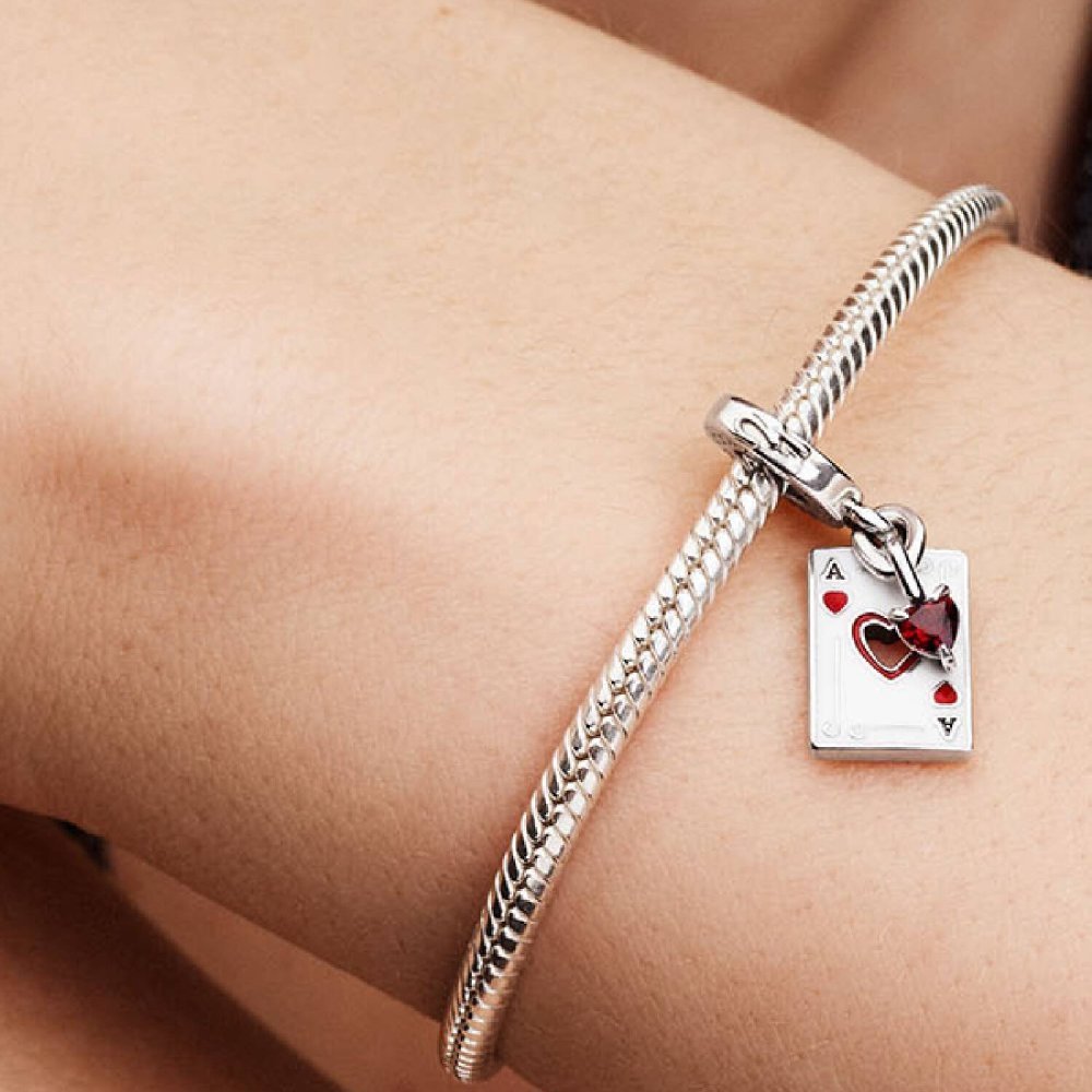 Disney Villains, Pendente Regina di Cuori