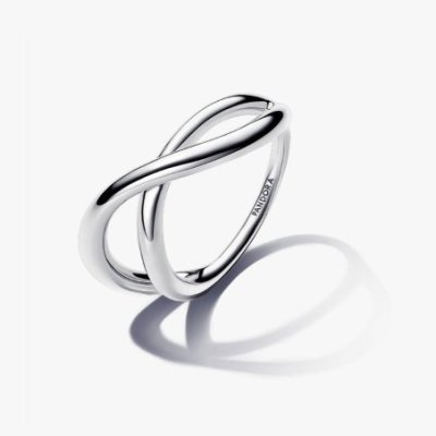 Anello Infinito Linea Sinuosa