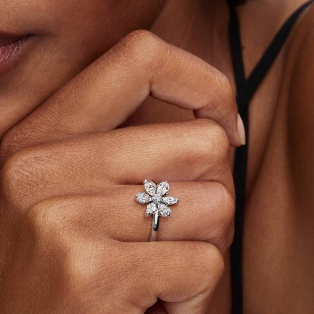 Anello cocktail floreale scintillante Herbarium