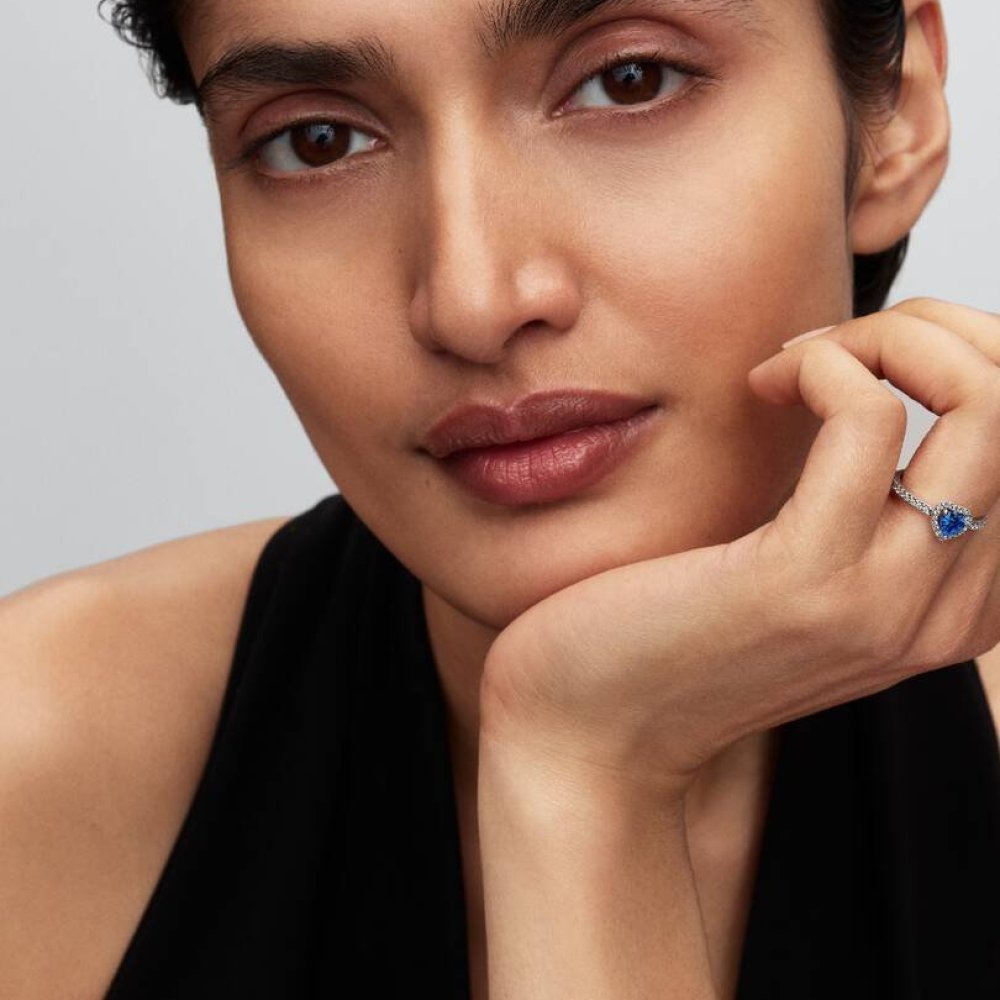 Anello Cuore Blu Principessa Elevato con Cristallo di Nascita di Settembre